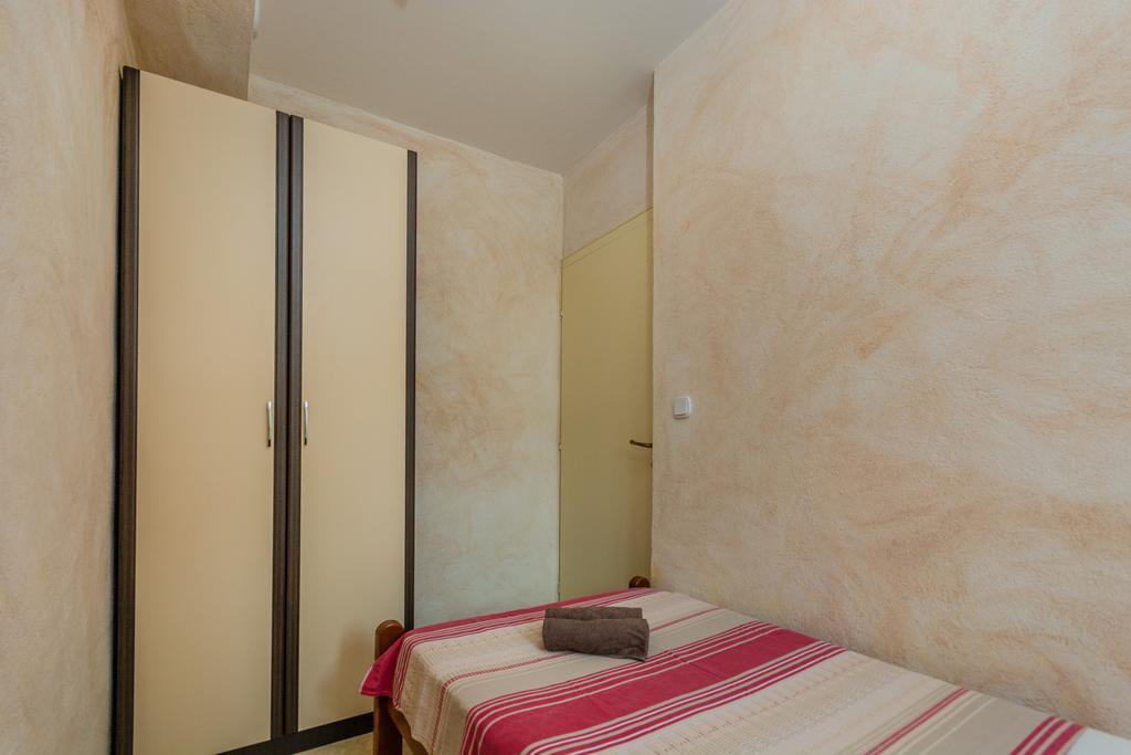 Apartment Velenik D&I Poreč Zewnętrze zdjęcie